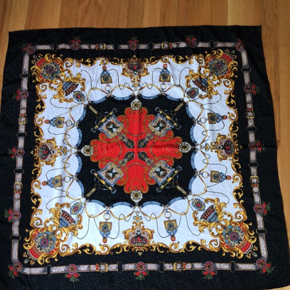 VTG Glamour Oversized Square Scarf - Picture 4 of 9